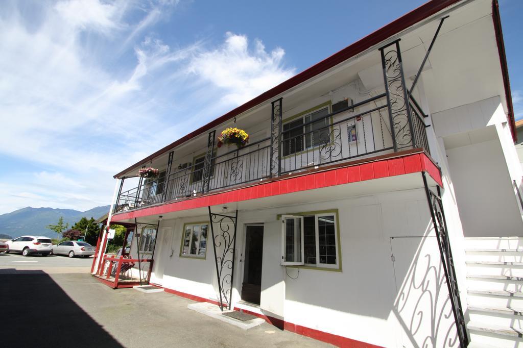 Harrison Spa Motel Harrison Hot Springs Dış mekan fotoğraf