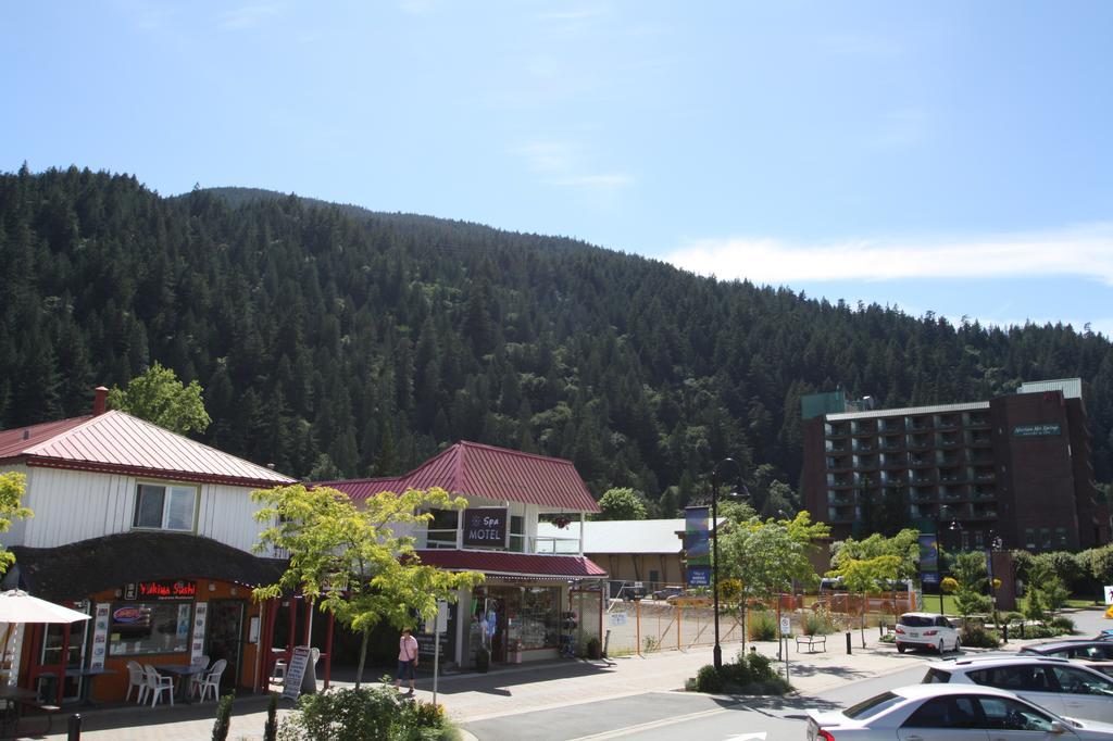 Harrison Spa Motel Harrison Hot Springs Dış mekan fotoğraf