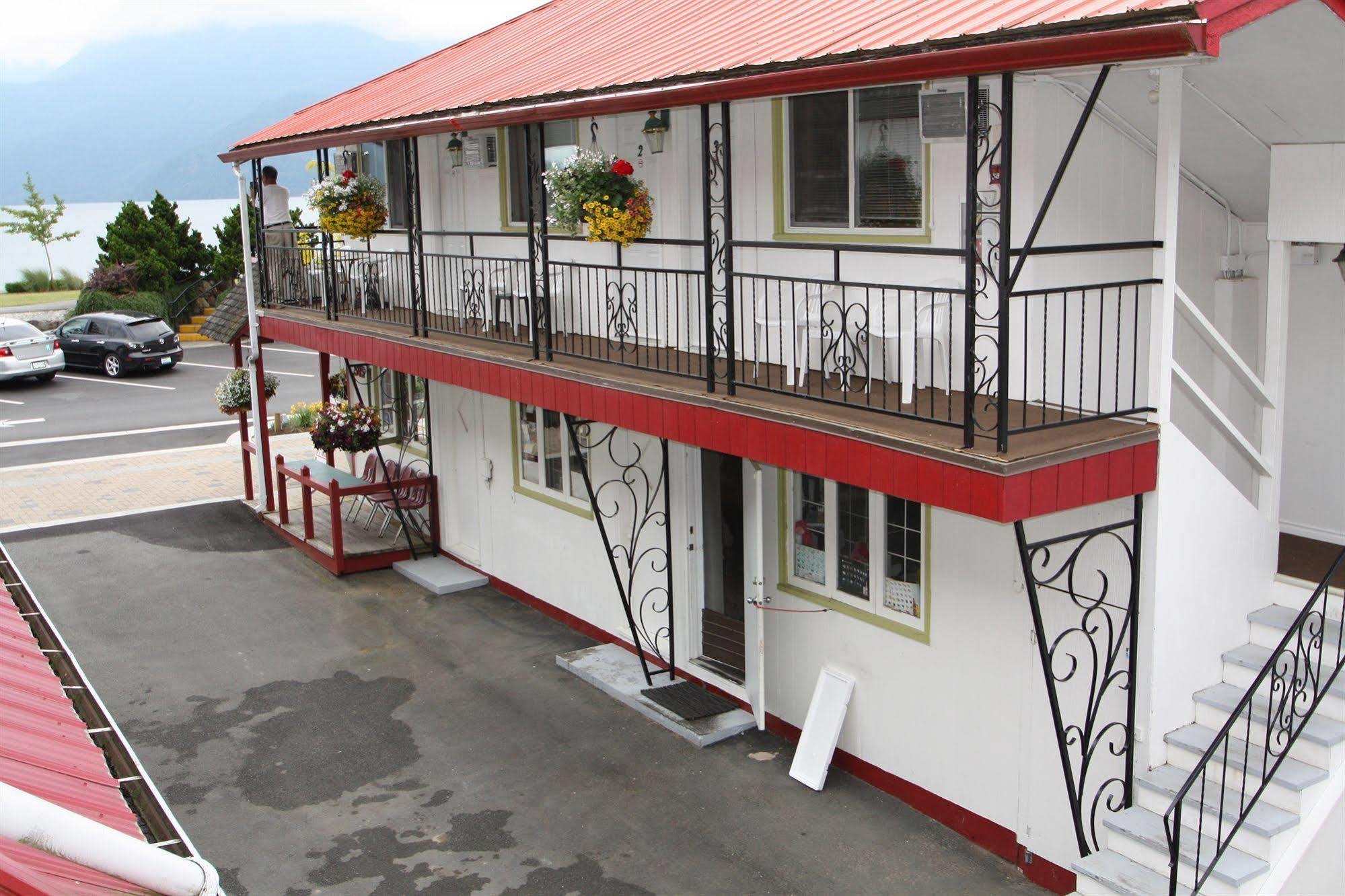 Harrison Spa Motel Harrison Hot Springs Dış mekan fotoğraf