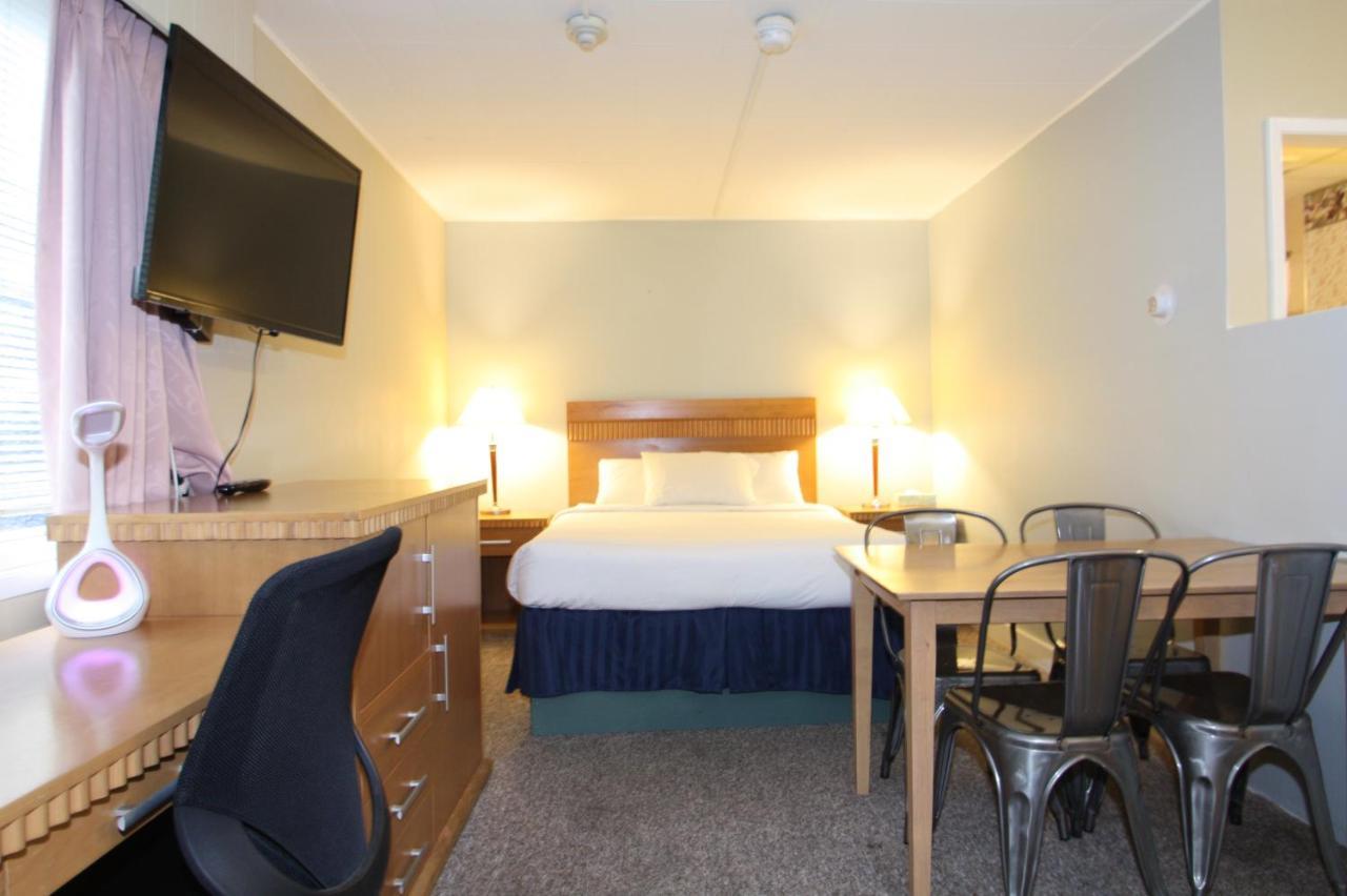 Harrison Spa Motel Harrison Hot Springs Dış mekan fotoğraf