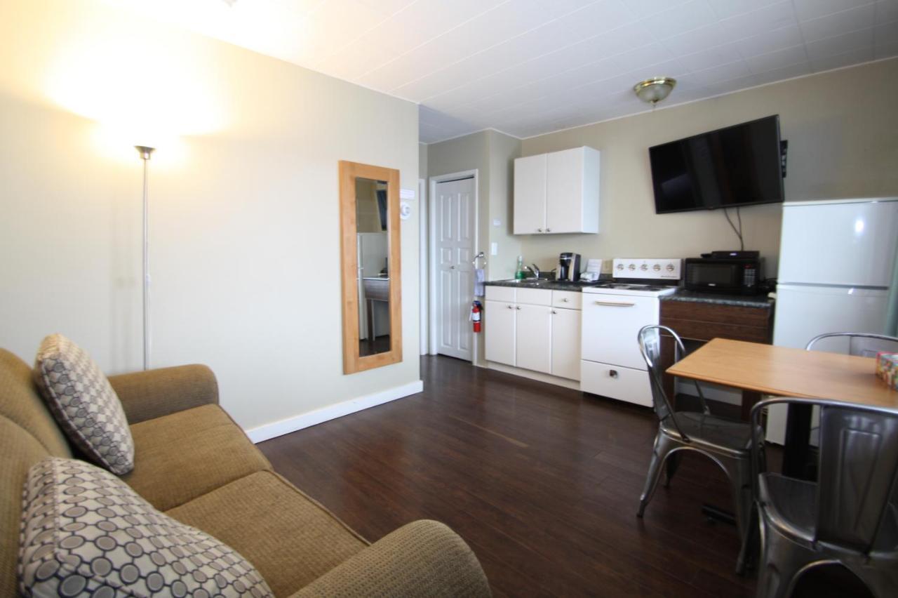 Harrison Spa Motel Harrison Hot Springs Dış mekan fotoğraf